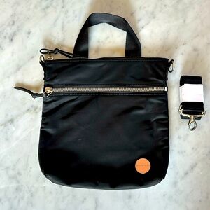 shortyLOVE Amuse Crossbody Bag